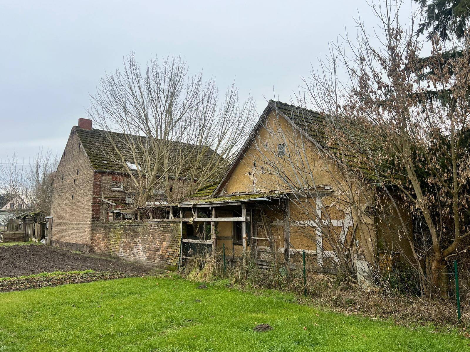 Abrisshaus mit Scheune, 16775 Löwenberger Land