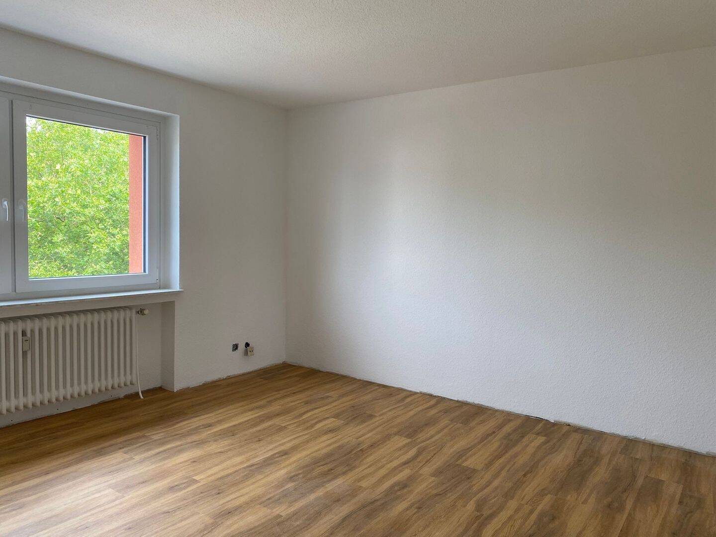 Frisch Renovierte 2-Zimmer-Wohnung in Buxtehude, 21614 Buxtehude