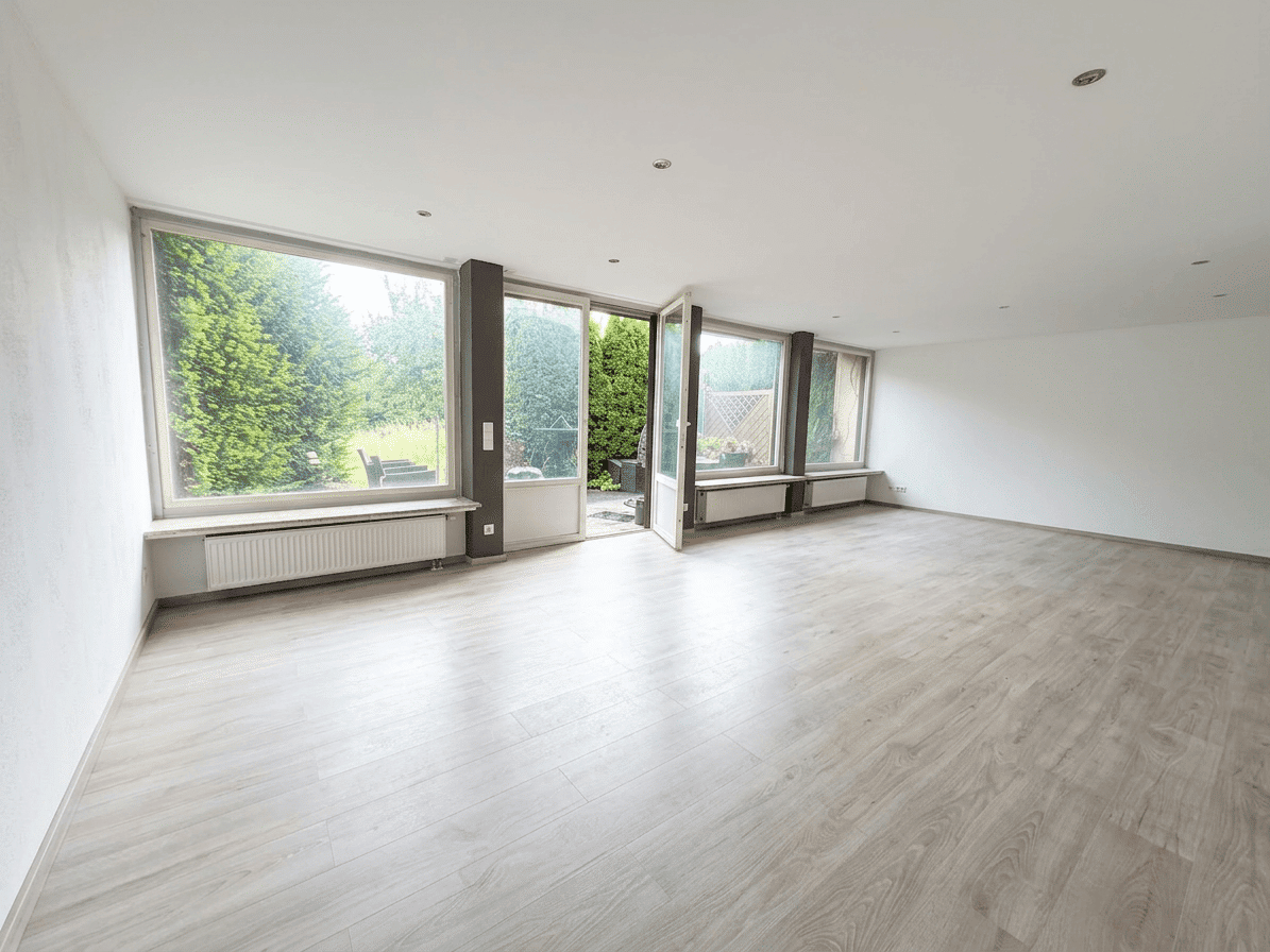 Großzügiges Mehrfamilienhaus | 265 m² | Saniertes EG | 1.000 m² Grundstück | Alsfeld, 36304 Alsfeld