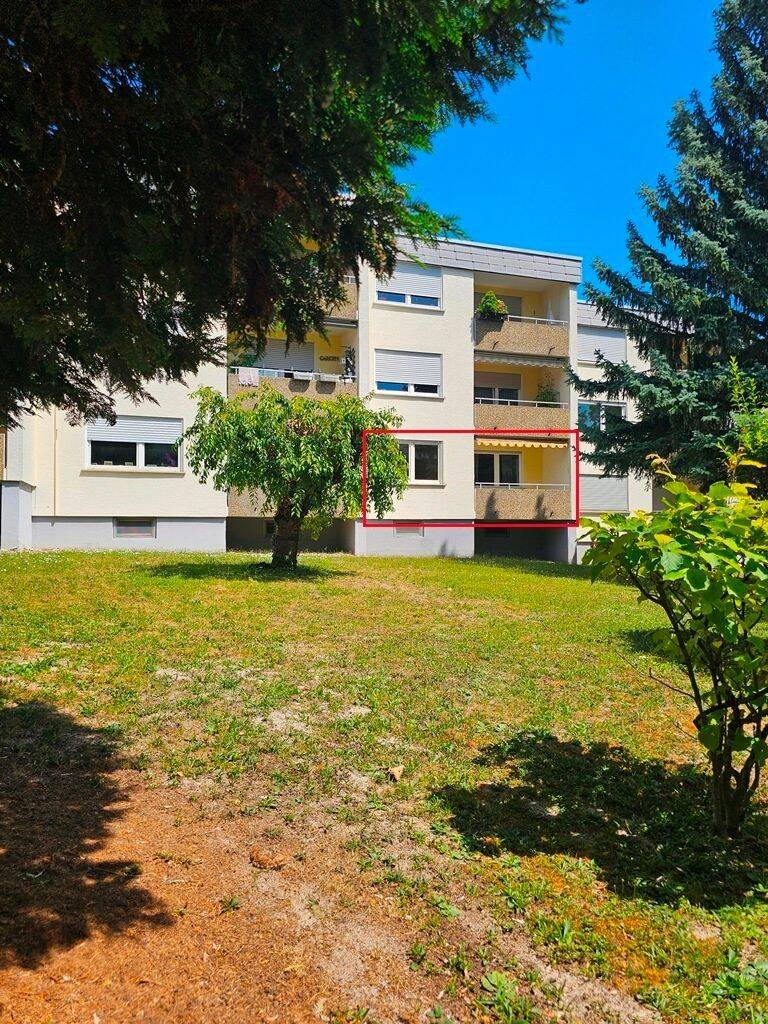 Gepflegte 3-Zimmer-Wohnung mit Balkon und Autostellplatz in Stuttgart-Bad Cannstatt, 70374 Stuttgart (Bad Cannstatt Sommerrain)