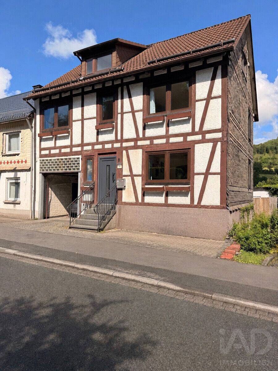 Ruhiges Einfamilienhaus mit großer Gartenfläche, 35716 Dietzhölztal