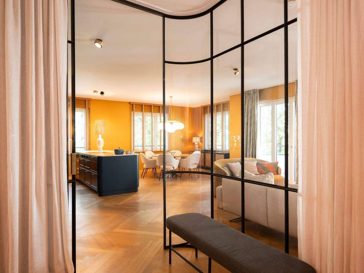 DESIGN JUWEL IM SCHÖNSTEN SCHWABING – 80801 München – Bild 1 von 11