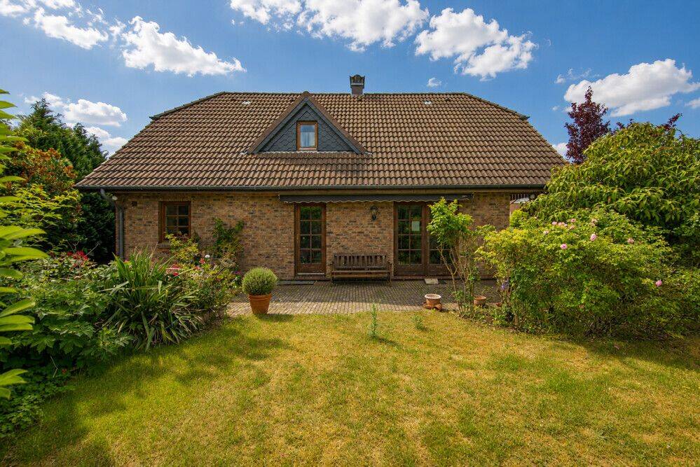 Einfamilienhaus mit Vollkeller in ruhiger Lage, 24217 Schönberg (Holstein)