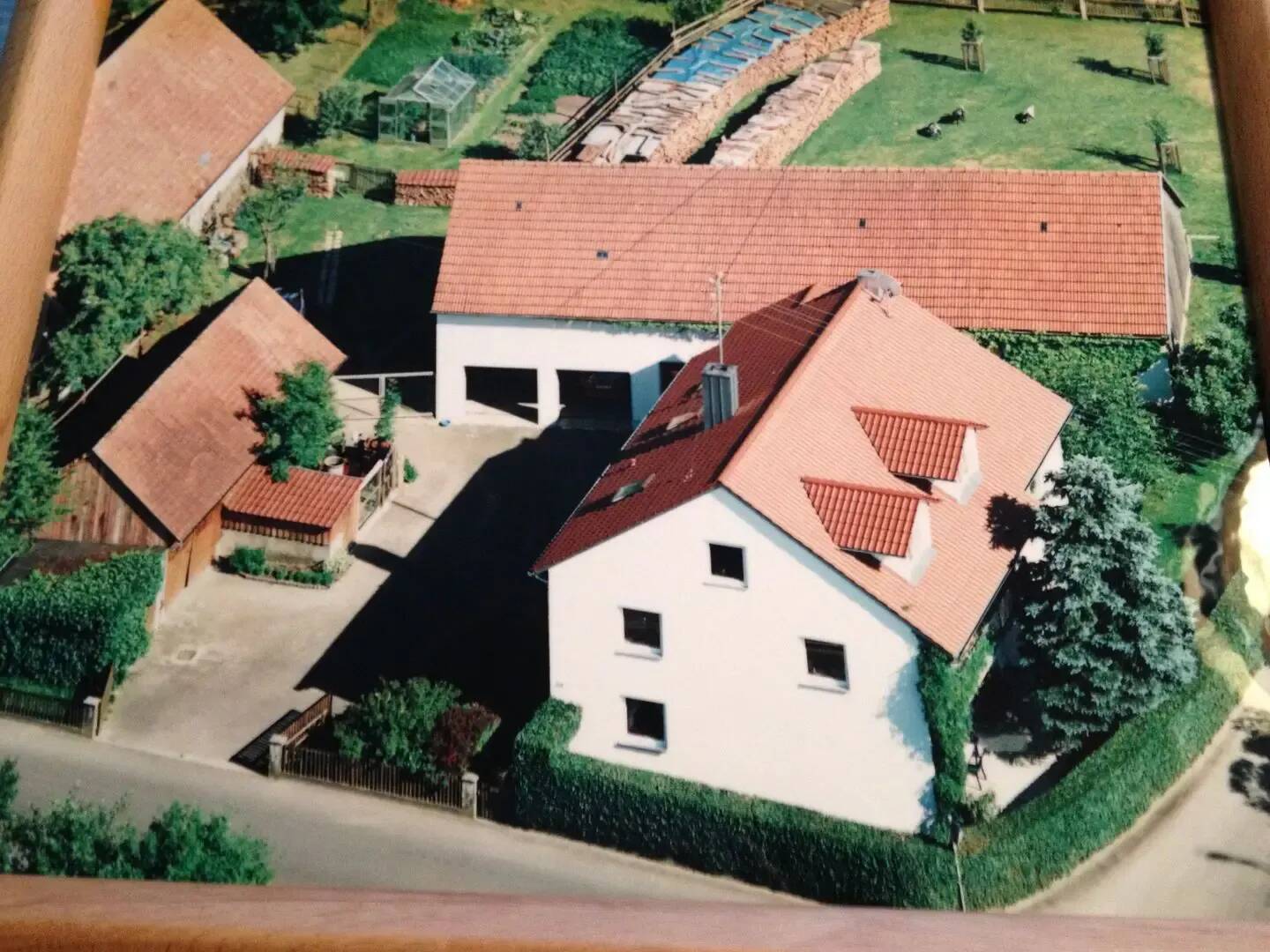 Ehemaliger Bauernhof mit baubiologisch sanierten Wohnungen, 86447 Aindling