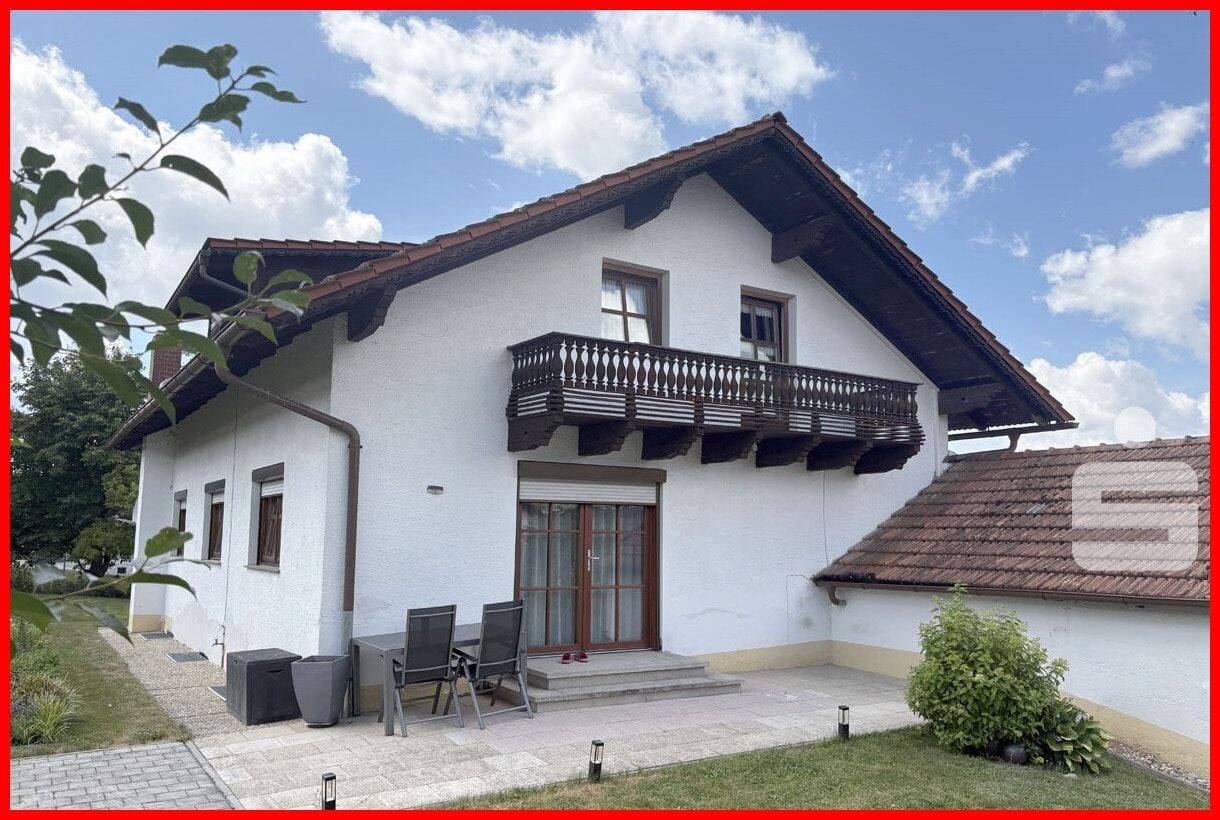 Charmantes Einfamilienhaus in Arrach, 93474 Arrach