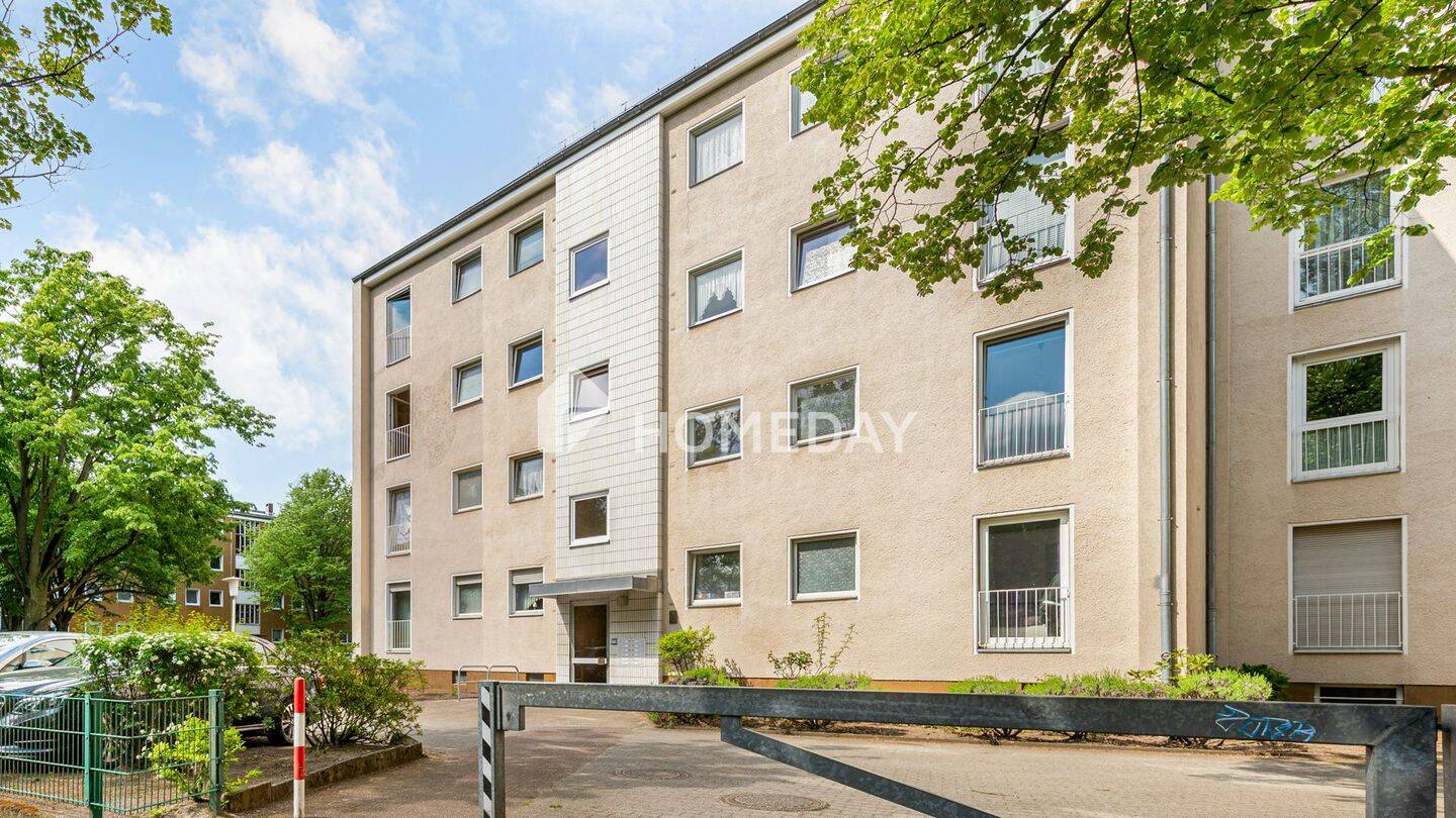 Sofort verfügbar: Attraktive 2-Zimmer-Wohnung mit Loggia und Einbauküche