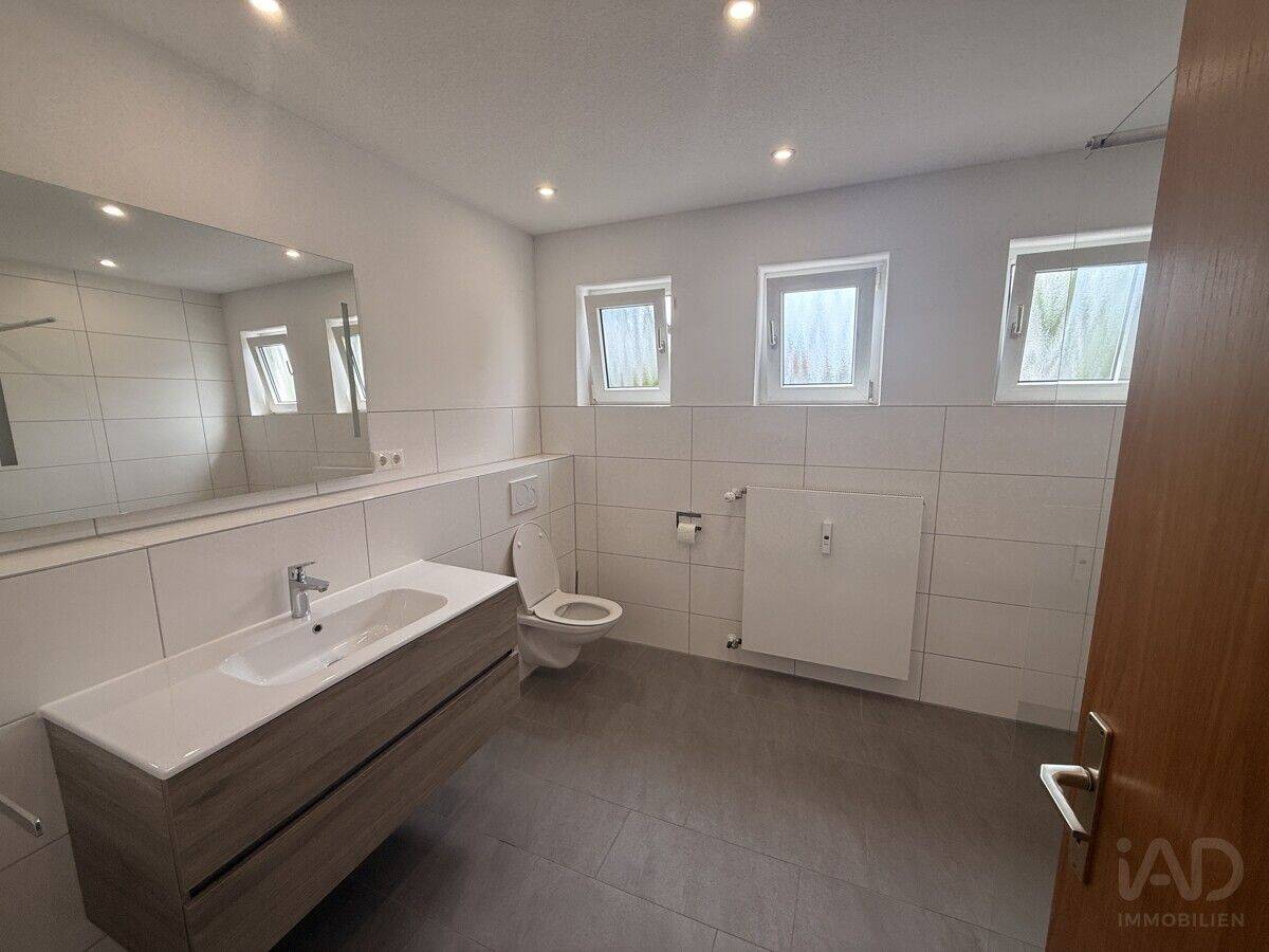 4-Zimmer Wohnung in Gladenbacher Stadtteil, 35075 Gladenbach