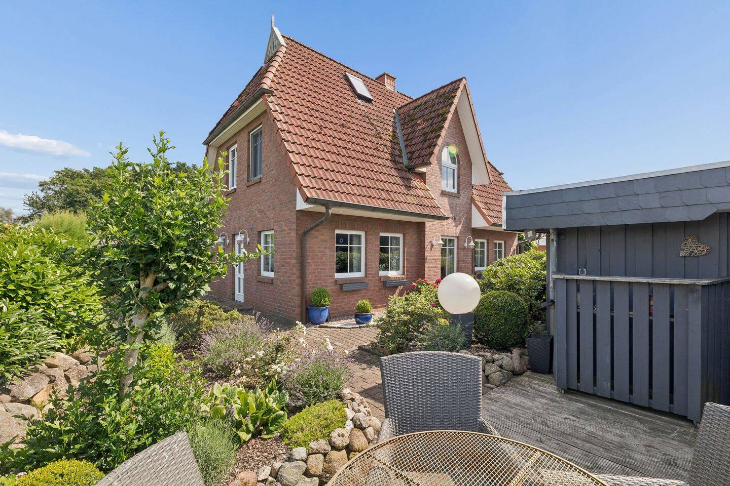 Stilvoll wohnen in Lüdersburg – Feldrandlage, Sauna und zwei Carports, 21379 Lüdersburg