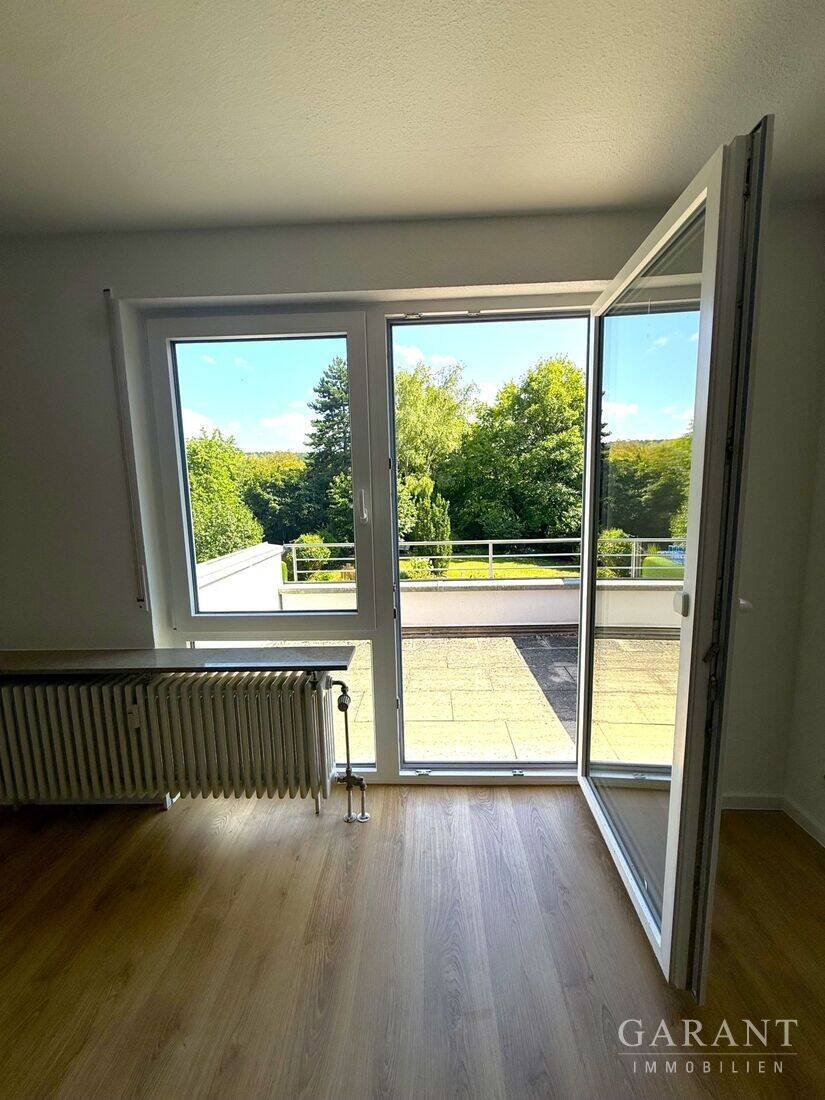 Charmante 1 Zimmer-Wohnung mit Balkon und Blick ins Grüne, 70499 Stuttgart