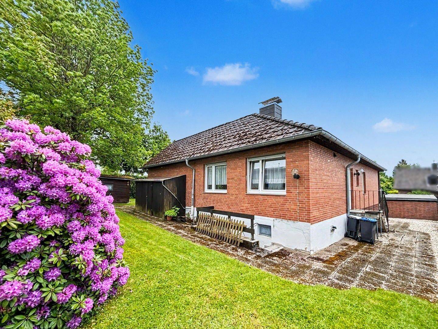 Wohnen auf einer Ebene – Bungalow mit Charme und Potenzial in Aachen-Schmithof