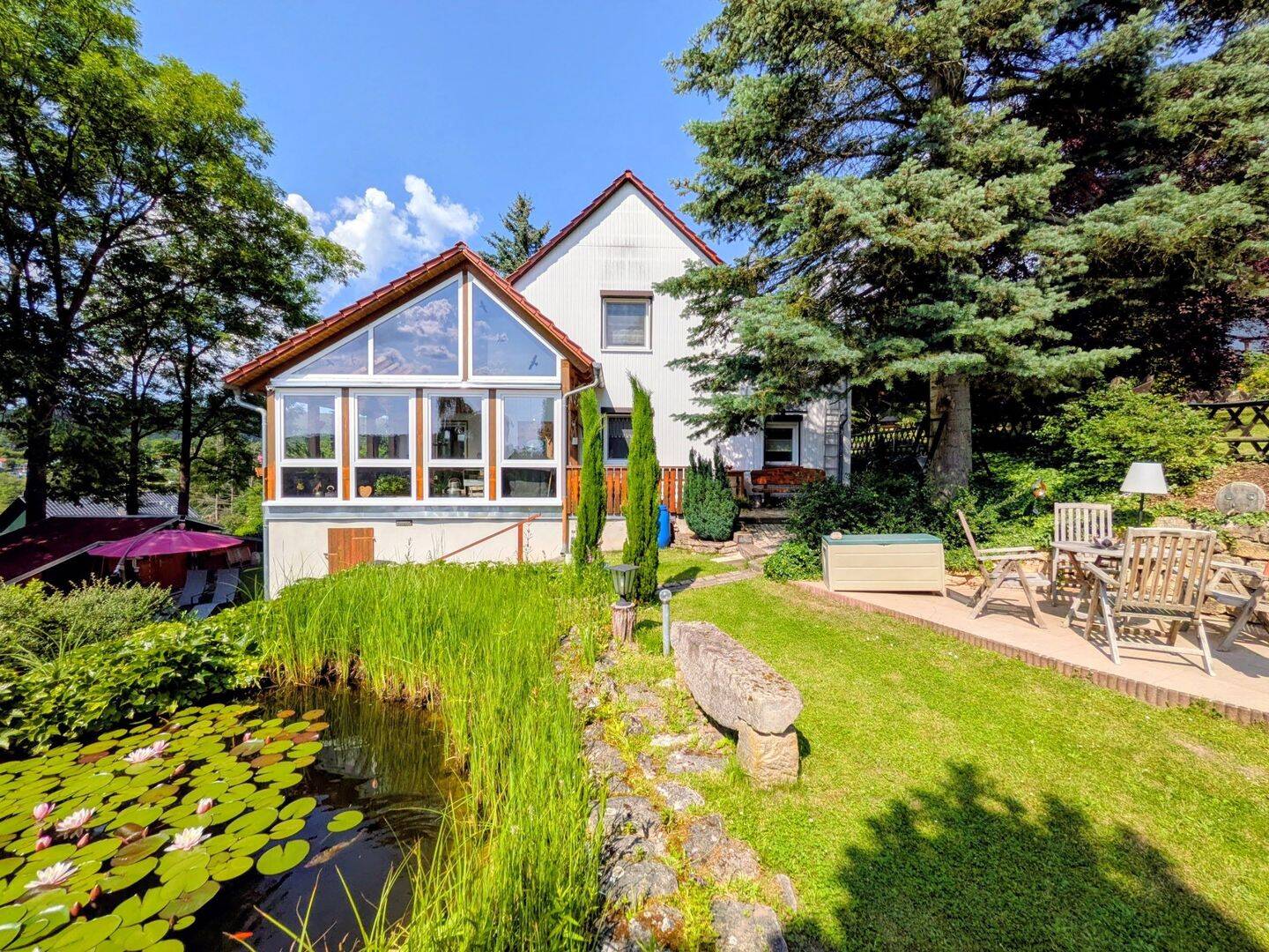 Idyllisches Einfamilienhaus mit Weitblick und 1.000 m² Gartenparadies in Sackgassenlage, 7407 Rudolstadt