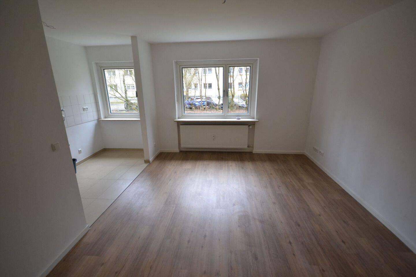 Moderne 3-Zimmer-Wohnung im Grünen, 81737 München (Ramersdorf-Perlach)