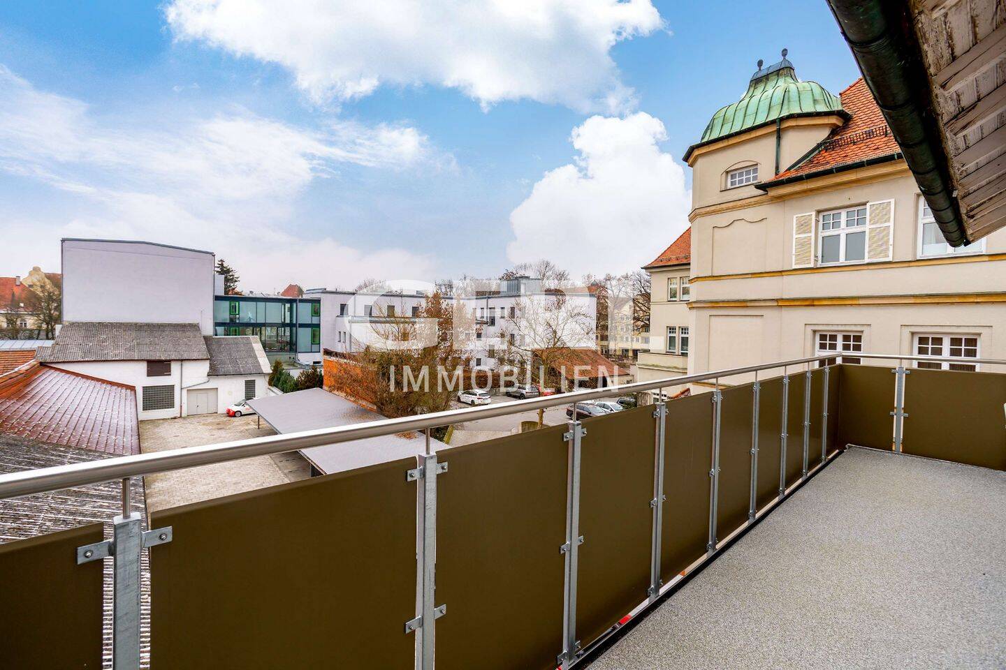Zentral gelegene 3-Zimmer Wohnung mitten in Straubing (3.OG links), 94315 Straubing