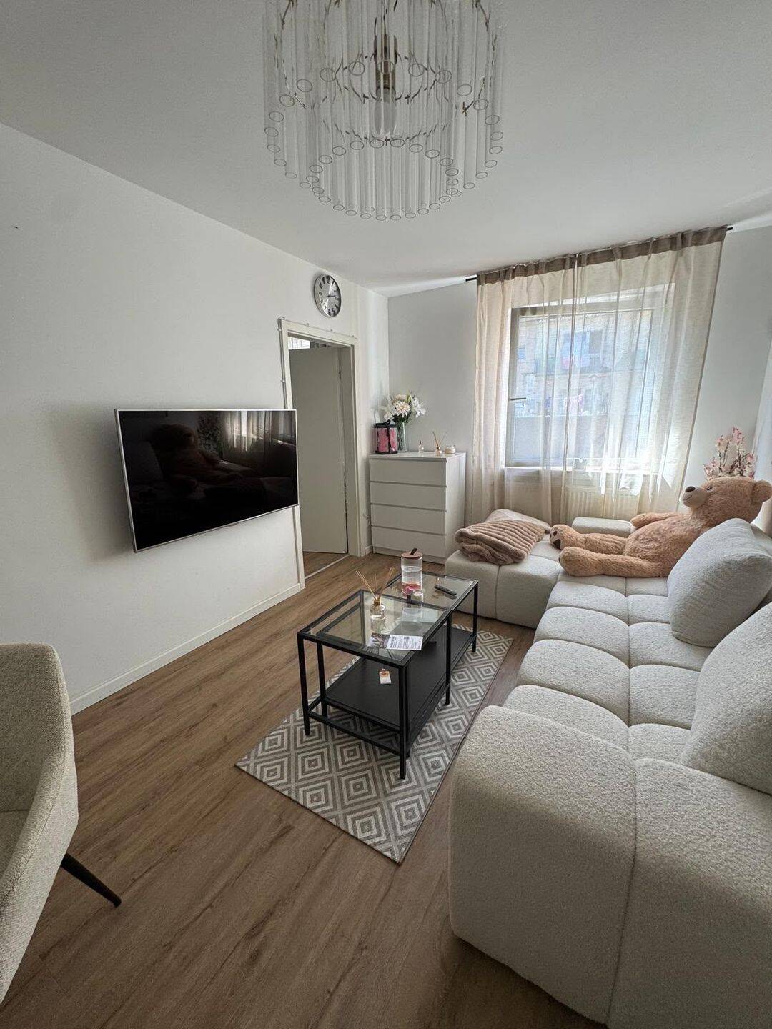 Modernisierte 2-Zimmer-Wohnung mit großem Flur, in zentraler Lage, 58095 Hagen (Hochschulviertel Mittelstadt Wehringhausen)