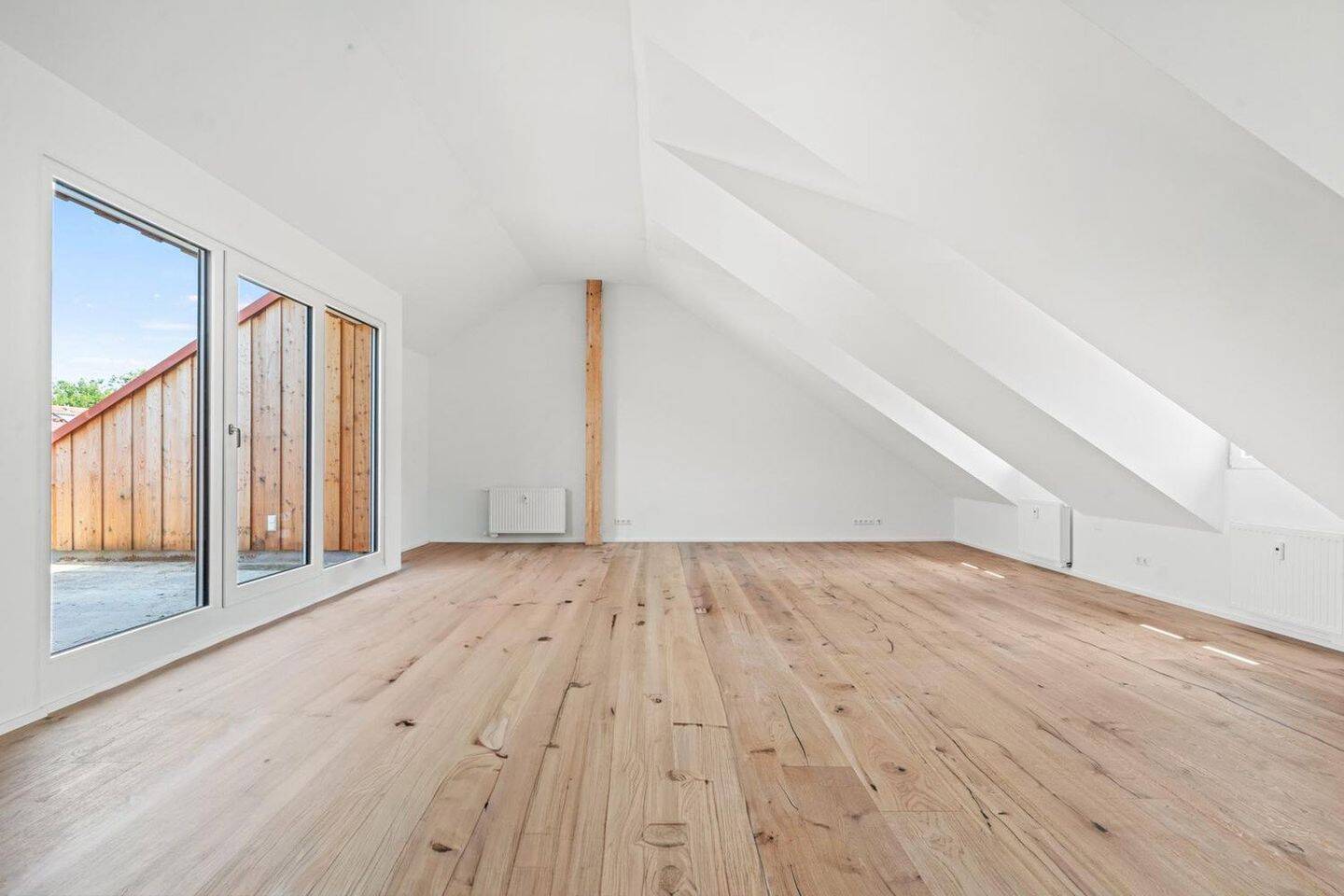 Kernsanierter Dachgeschosswohnung im Herzen von Radolfzell – Effizient, Stylisch und Charmant, 78315 Radolfzell am Bodensee