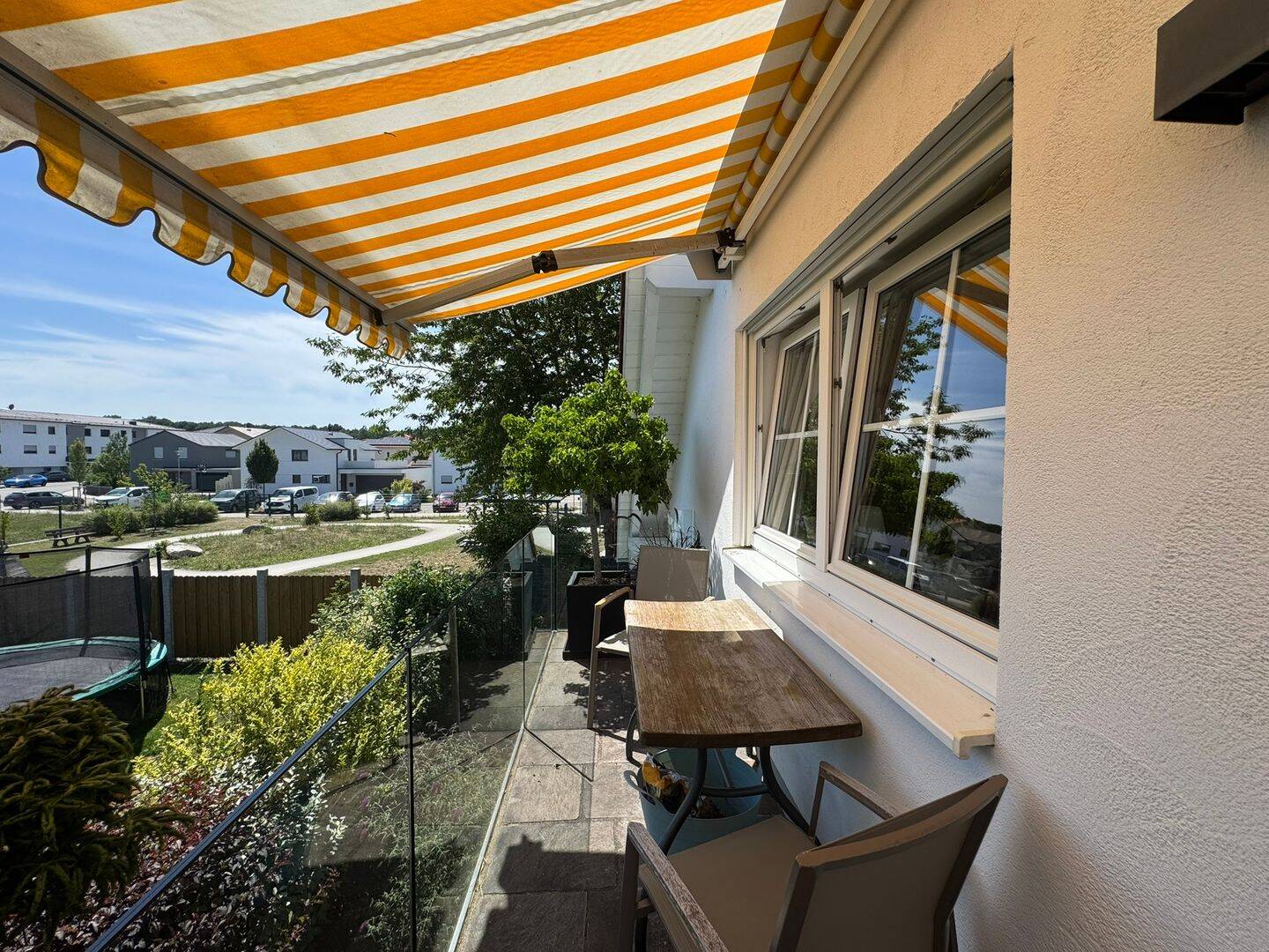 Helle 2-3 Zi.-Maisonettewohnung inkl. Stellplatz, Balkon, ruhig gelegen, 86836 Untermeitingen