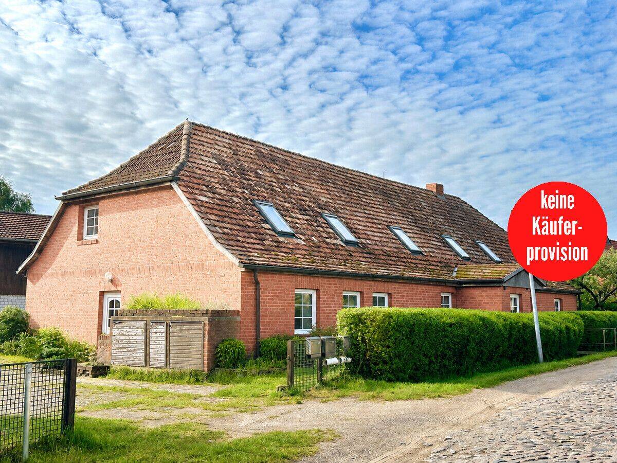 HORN IMMOBILIEN ++ großzügiges Objekt mit verschiedenen Nutzungsmöglichkeiten, Sadelkow bei Friedland, 17099 Datzetal