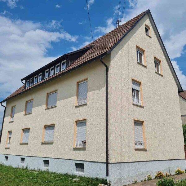 Gemütliche 3-Zimmer-Dachgeschosswohnung – ideal für Paare und kleine Familien, 89584 Ehingen (Donau)
