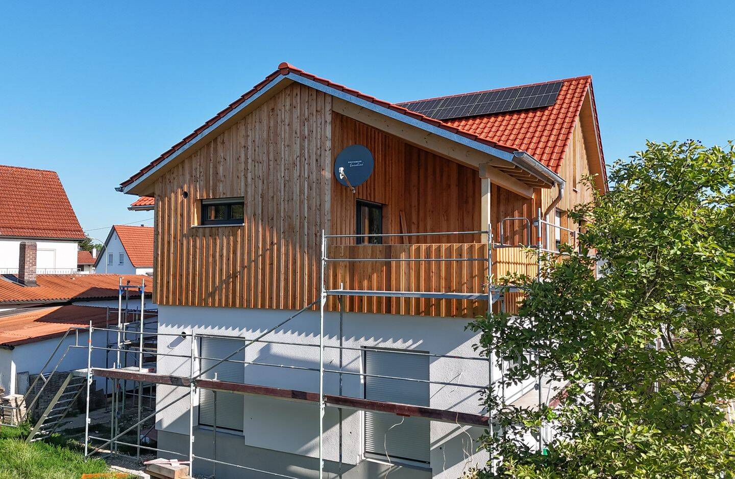 Erstbezug in die Energie-Unabhängigkeit! 3 Zimmer, Dachstudio, Loggia und Holzfassade, 85053 Ingolstadt (Ingolstadt Kothau Niederfeld Ringsee Rothenturm)