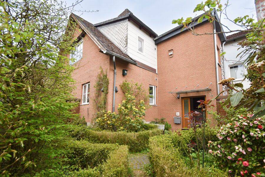 Großzügige Maisonette mit Einliegerwohnung und Garten in idyllischer Aue-Lage!, 38176 Wendeburg