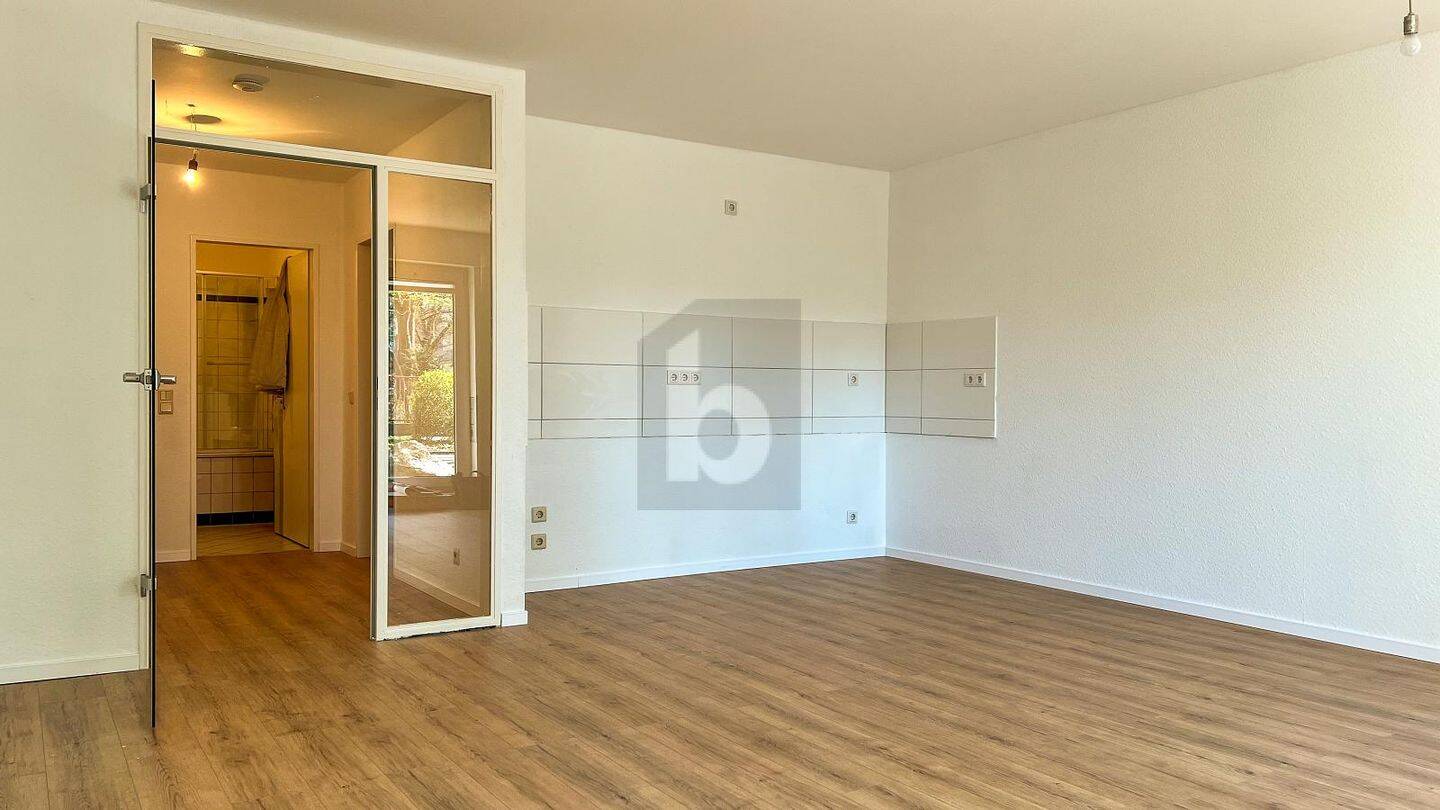 FRISCH RENOVIERTE 2-ZI-ETW MIT TERRASSE, HILDEN, 40721 Hilden (Unterbach)