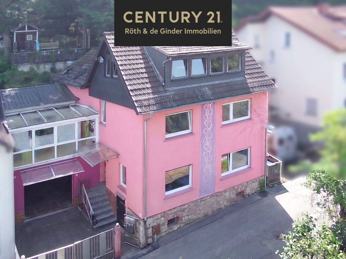 Einfamilienhaus mit Anbau und Dünsberg-Panorama, 35444 Biebertal
