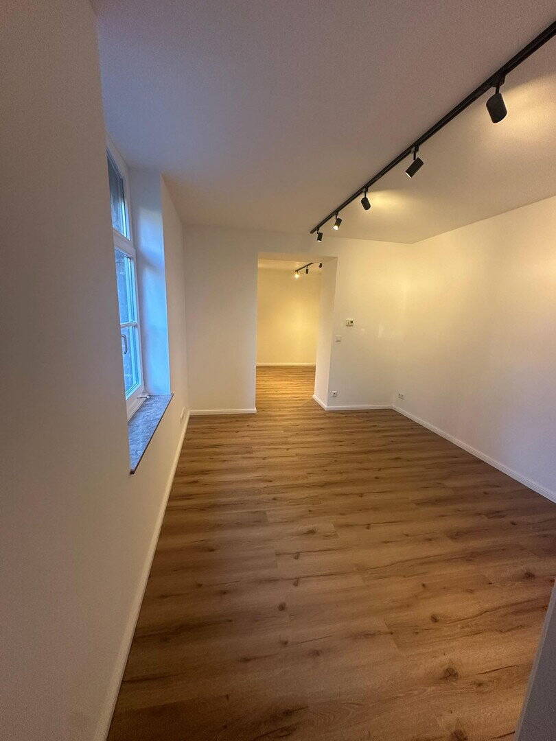 image-72490589