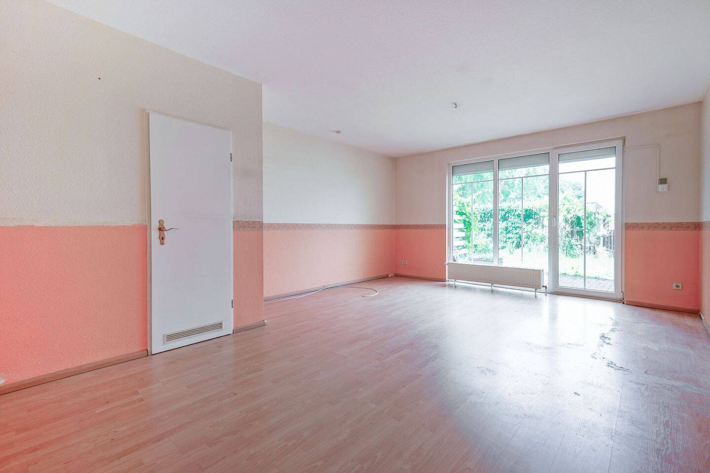 Zuhause im Grünen – Gepflegte 3,5-Zimmer-Wohnung mit Terrasse und Einbauküche, 15366 Neuenhagen bei Berlin