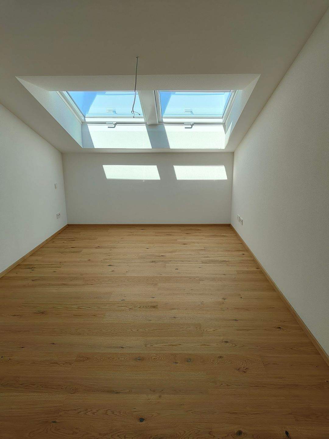 Luxus 2-Zimmerwohnung im 2.OG in Satteldorf mit großer Dachterrasse, 74589 Satteldorf