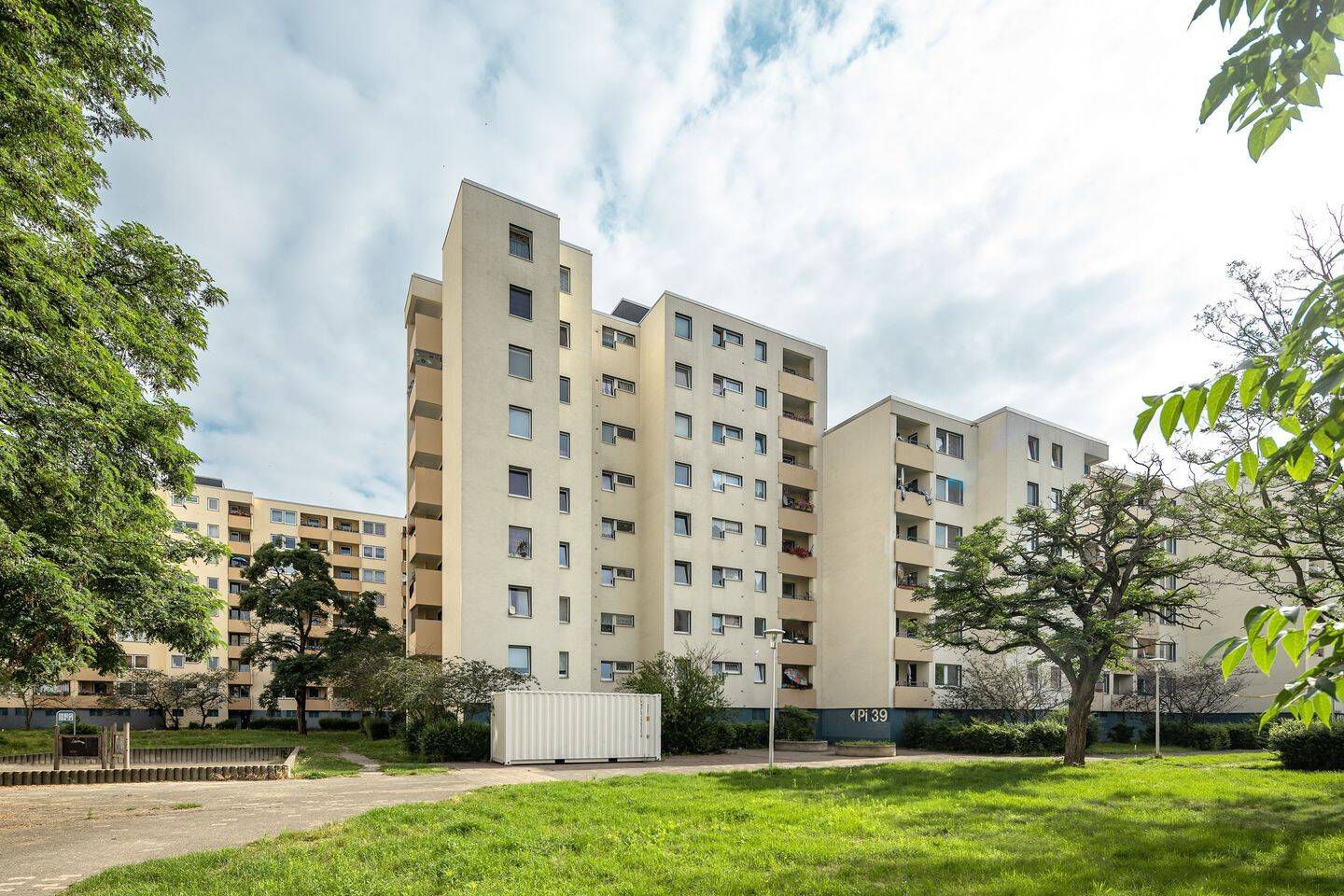 Heimwerker aufgepasst: 2-Zimmer Wohnung in Staaken – ab sofort!, 13593 Berlin (Spandau)