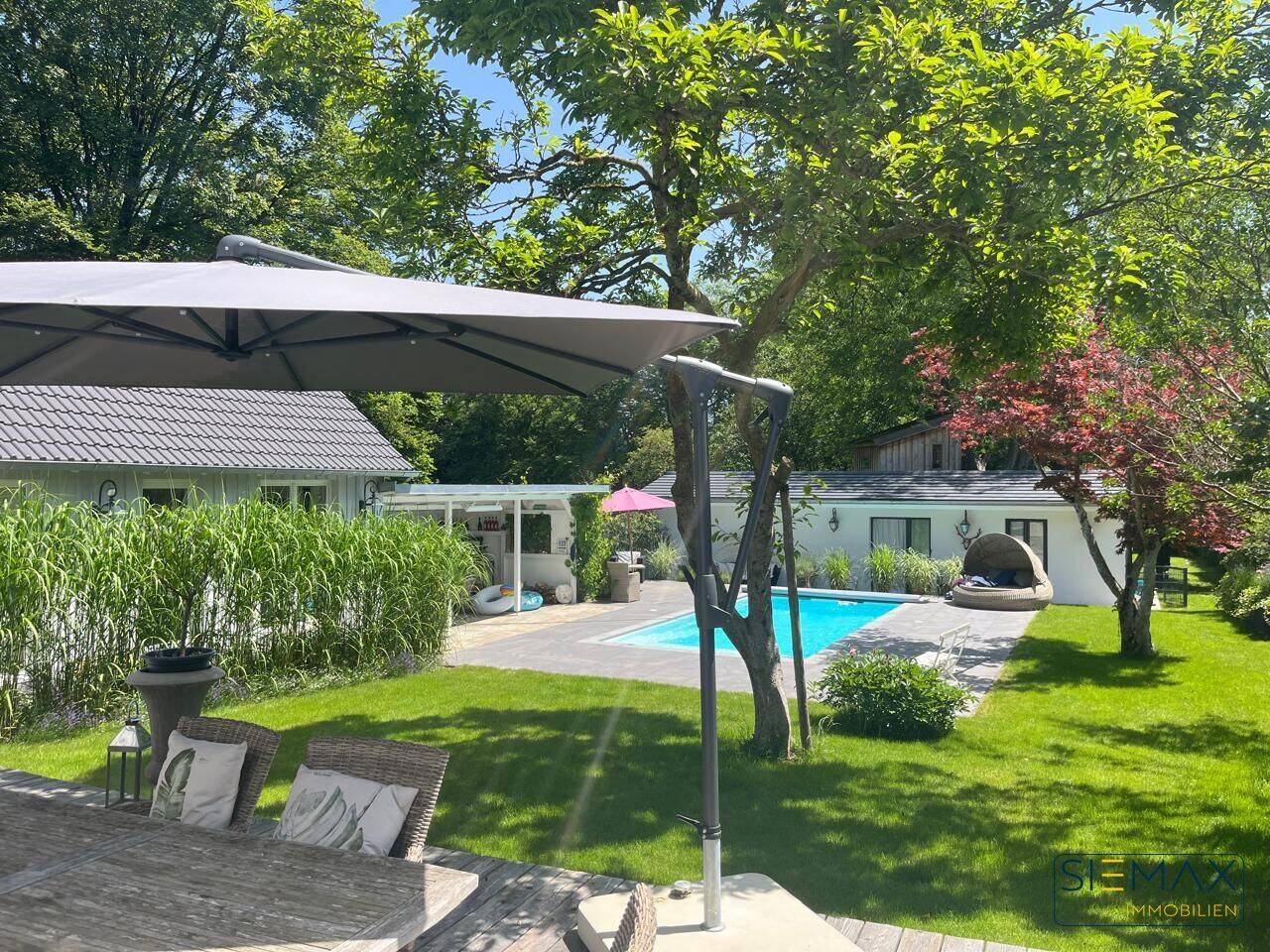 **Mehr als ein Haus-ein Lebensgefühl** Exklusives Einfamilienhaus in Seenähe mit zahlreichen Extras, 86911 Dießen am Ammersee