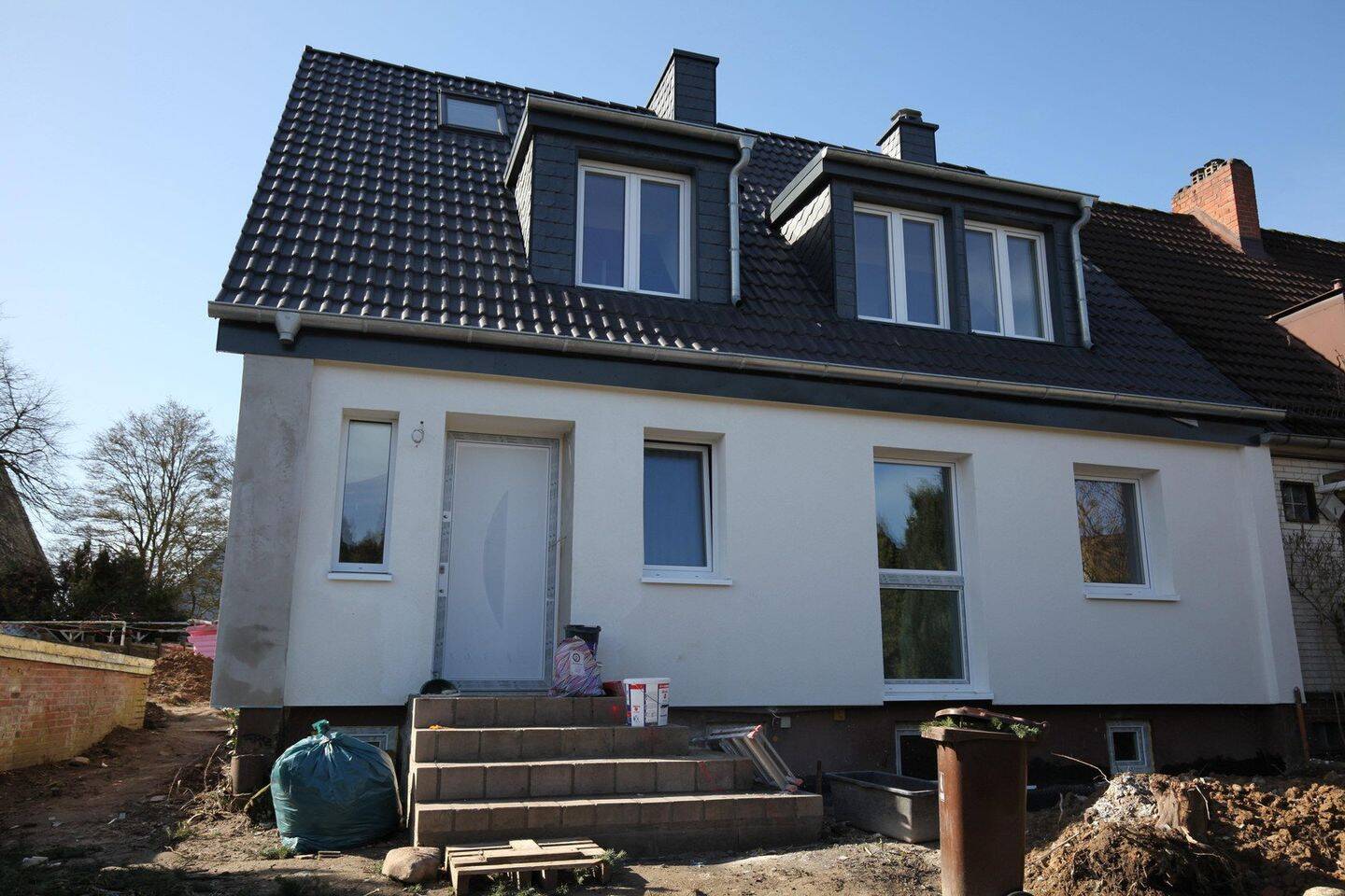 Provisionsfreie Doppelhaushälfe in begehrter Lage nahe der Schwentine, 24223 Schwentinental