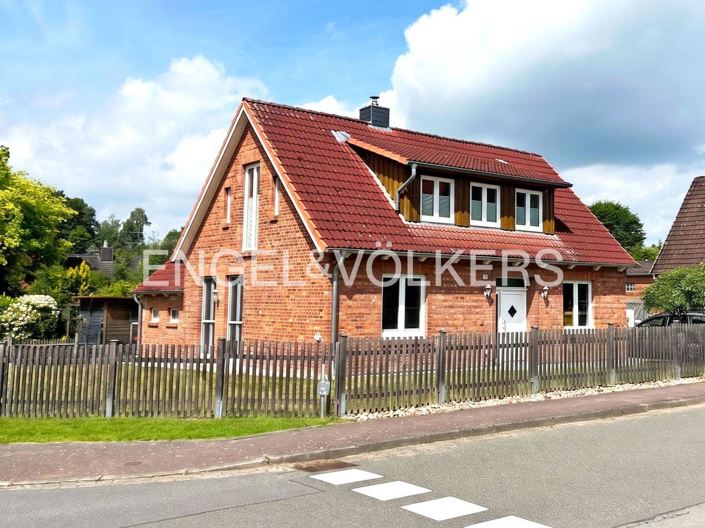 Liebevoll saniertes Schmuckstück in Drestedt, 21279 Drestedt