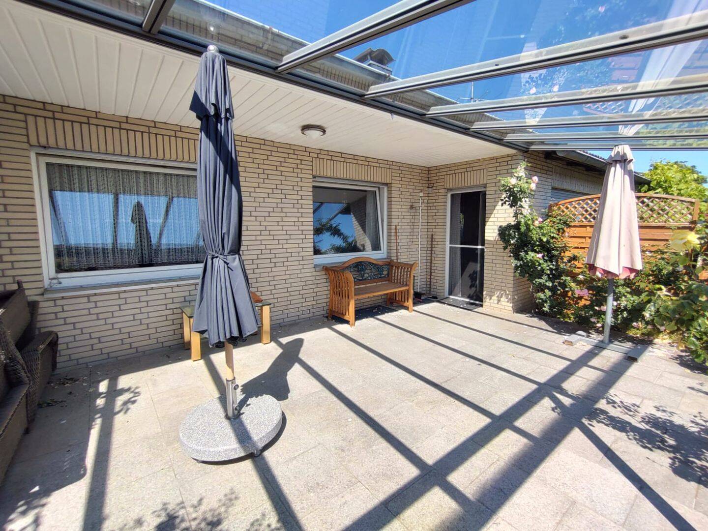 Familientraum mit Kamin, Außensauna und Doppelgarage auf 1.262 m² Grundstück, 38518 Gifhorn