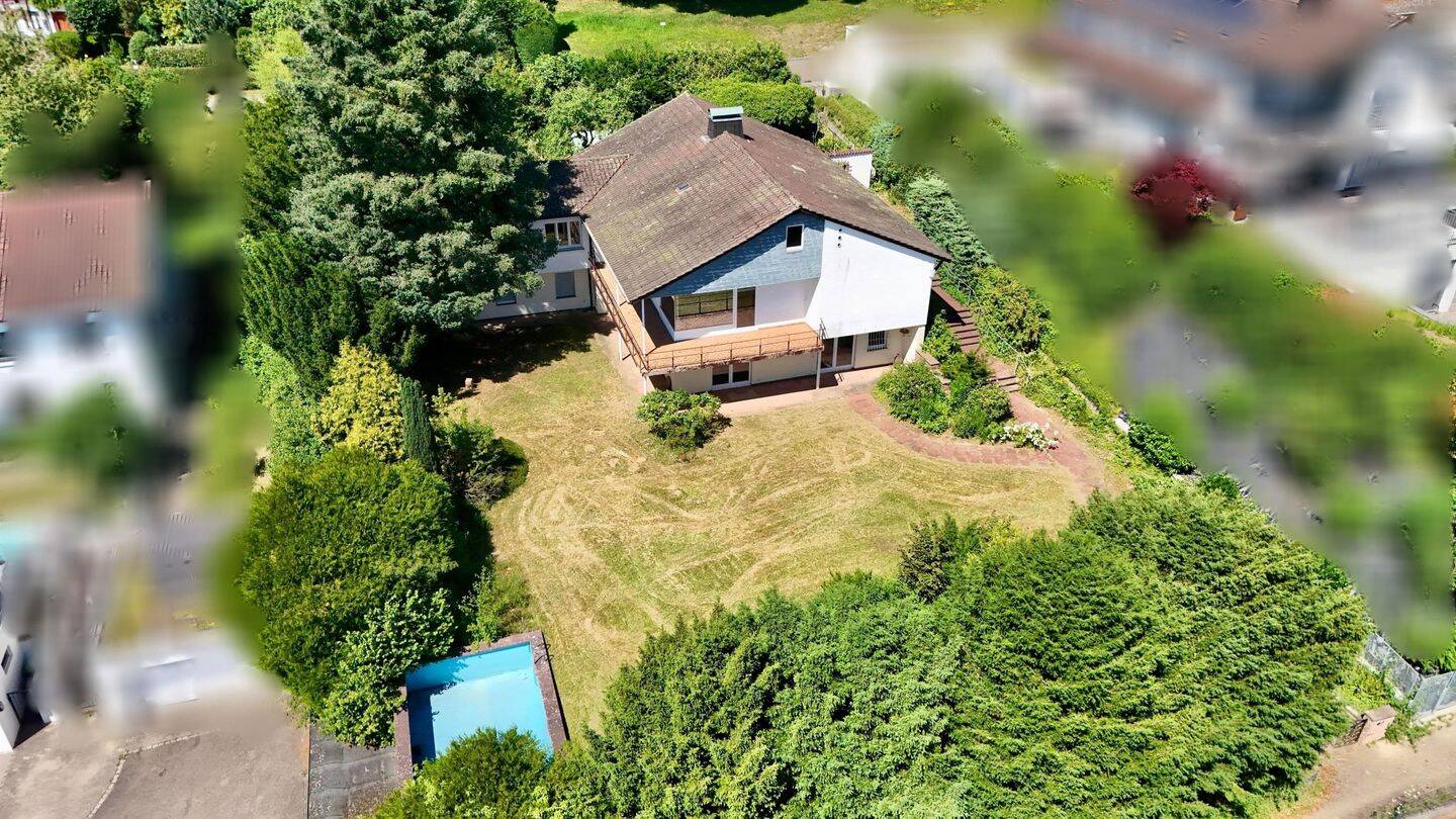 Ein Zuhause mit Aussicht – Villa in Bester Lage mit Einliegerwohnung, 77933 Lahr/Schwarzwald