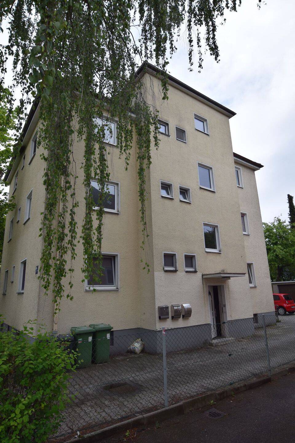 WG´s aufgepasst: 4-Zimmerwohnung in Prüfening, verfügbar ab sofort, 93049 Regensburg (Großprüfening-Dechbetten-Königswiesen Innenstadt Westenviertel)