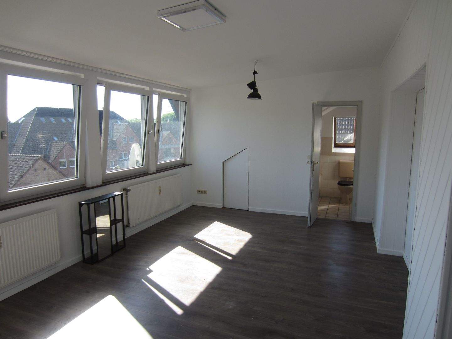 58456 WITTEN-HERBEDE, HELLES, GEMÜTLICHES SINGLE-APARTMENT, ETAGENWOHNUNG IN ZENTRALER LAGE VON HERBEDE, AM MARKTPLATZ, 58456 Witten
