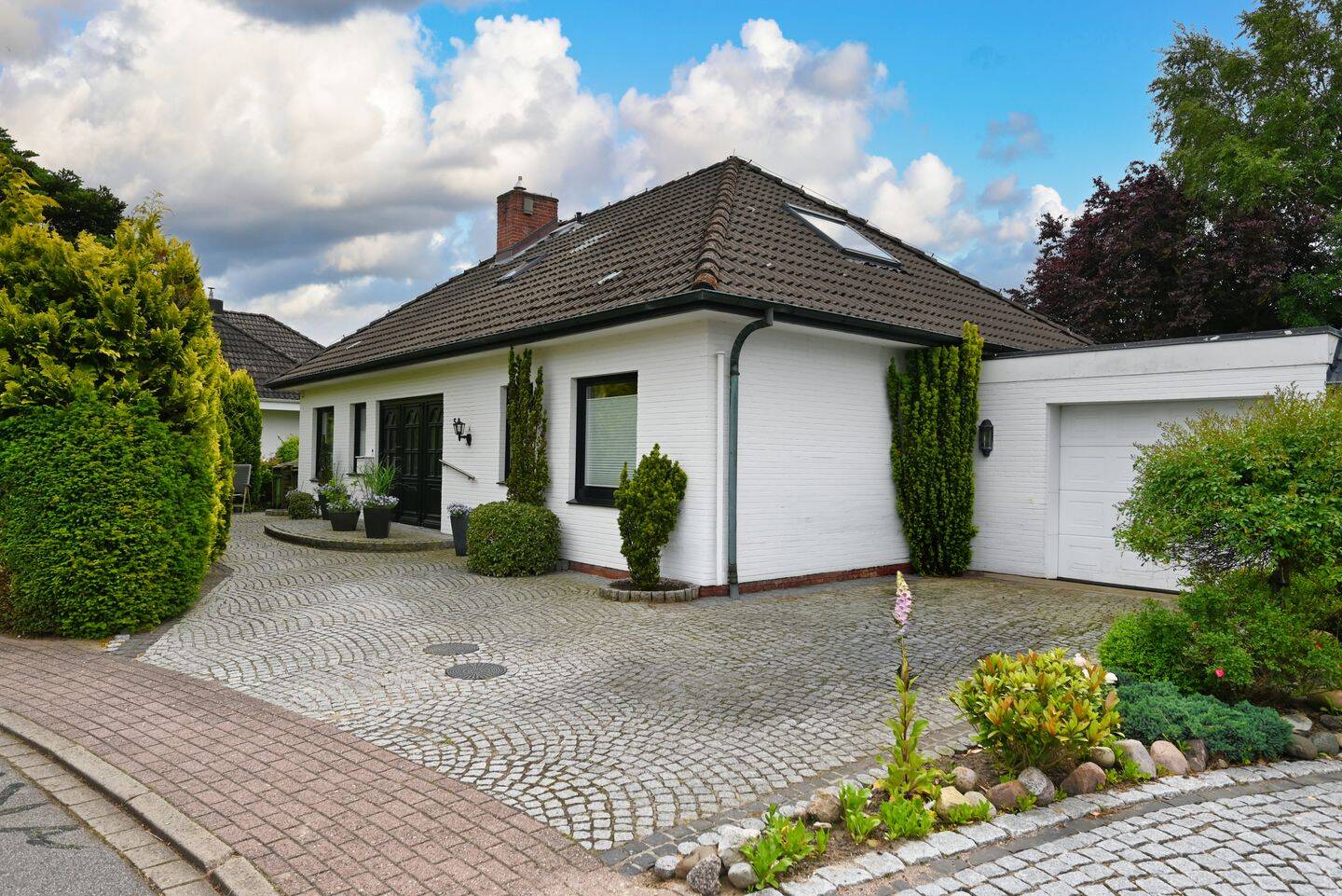 Winkelbungalow auf Eigenland in wunderschöner Lage, 25761 Büsum