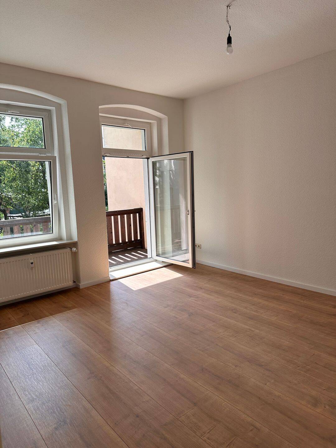 Schön geschnittene 3 Zimmerwohnung mit großen Balkon in Görlitzer Südstadt, 2826 Görlitz