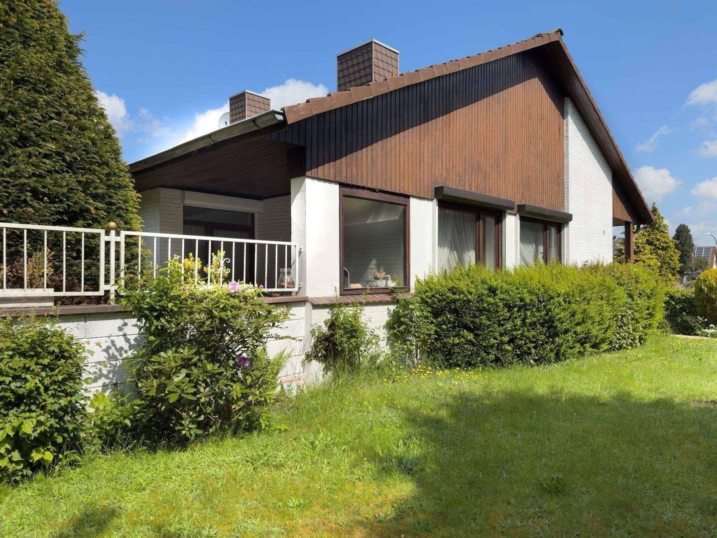 Raum für Visionen: Architektenhaus mit Gestaltungspotenzial, 25462 Rellingen