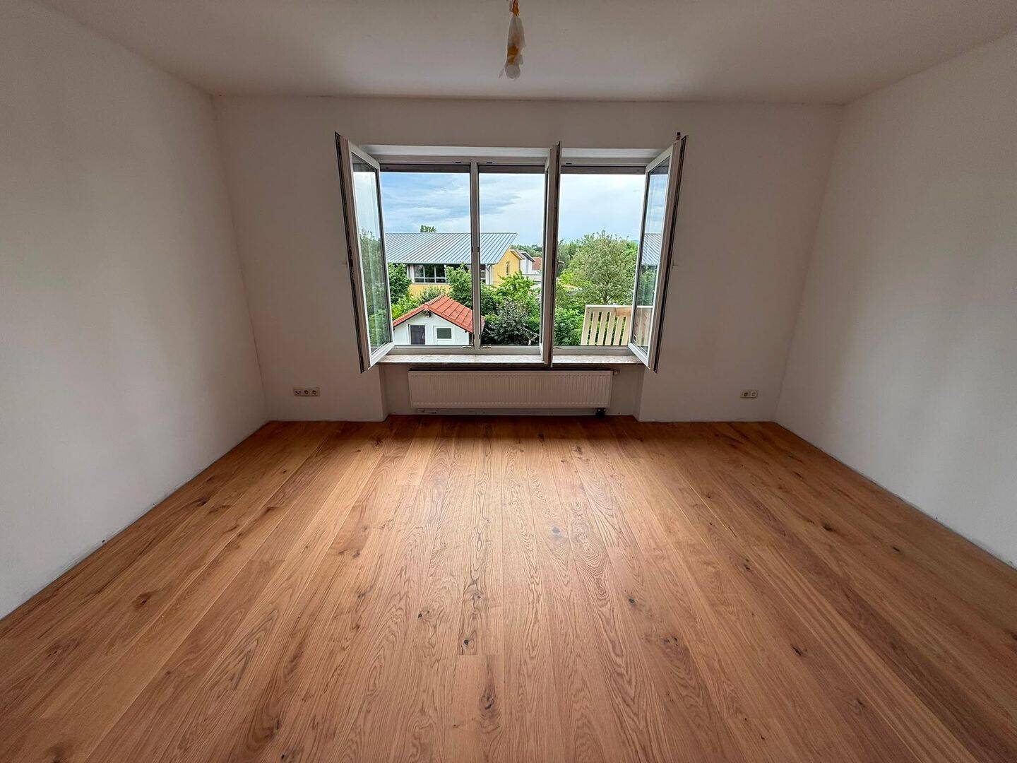 Erstbezug sanierter 3,5Z Wohnung mit Balkonausblick in Top Lage, 34314 Espenau