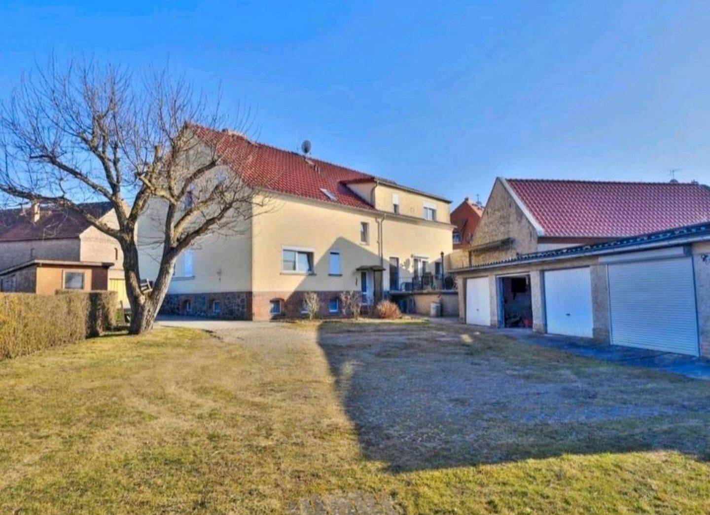 2 Wohnhäuser plus 3 Garagen in Storbeck, 16816 Neuruppin