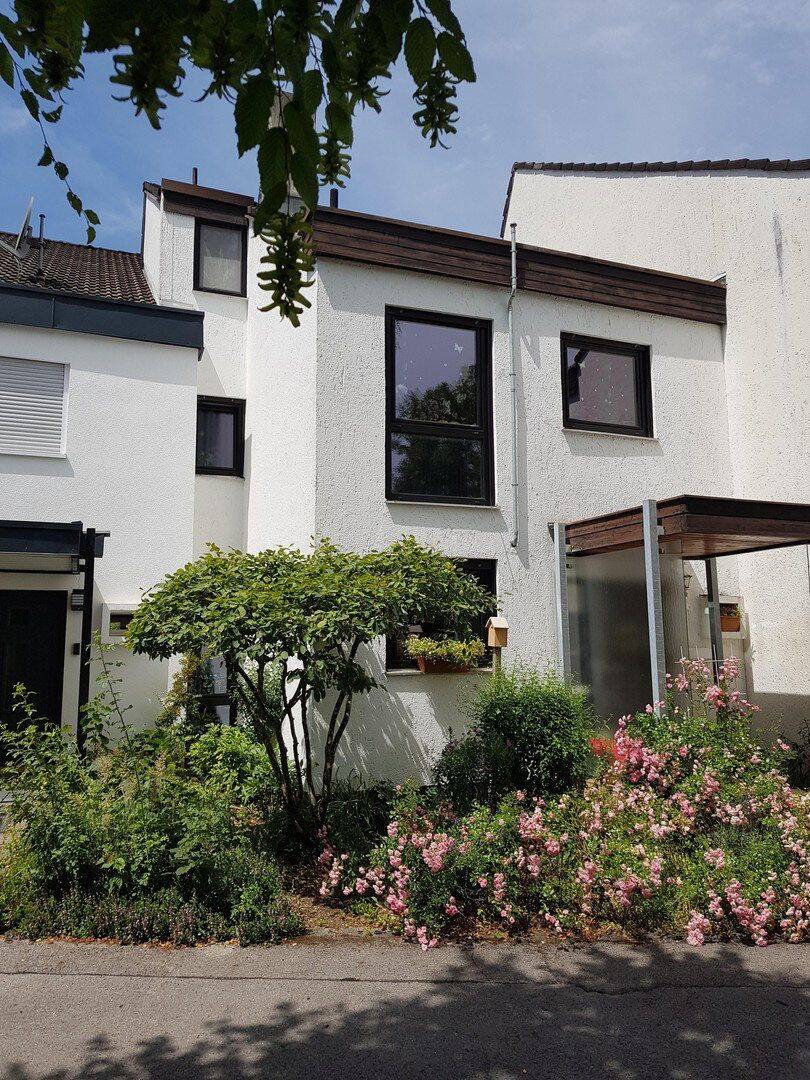 Ruhiges Reihenmittelhaus in Neukeferloh – 5 Zimmer + Hobbyraum + Garage, 85630 Grasbrunn
