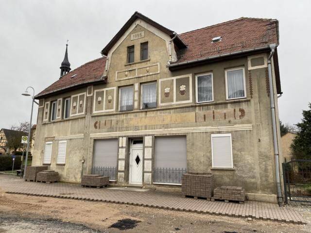 Kahlwinkel-Einfamilienhaus mit Einliegerwohnung und Garten, 6647 Bad Bibra