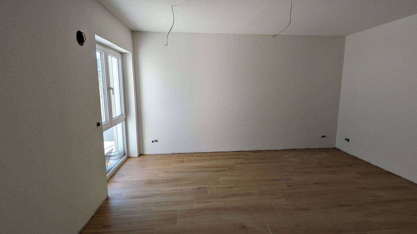 Erstbezug nach Kernsanierung: Energieeffiziente 70 m² Wohnung mit Balkon & Garage in Mutterstadt, 67112 Mutterstadt