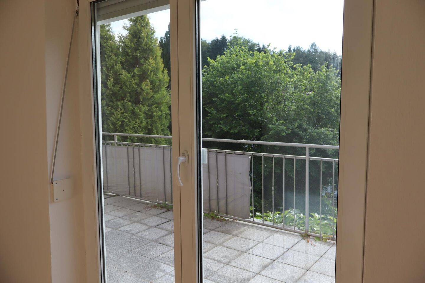3 Zimmer Wohnung in Deggendorf mit Terrasse und Einbauküche, 94469 Deggendorf