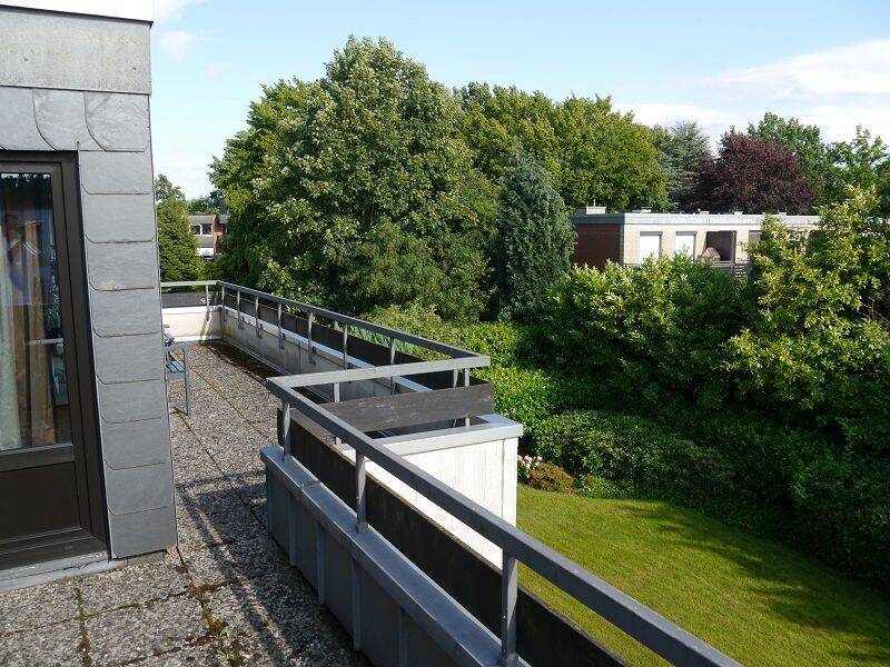 3-Zimmer Wohnung mit großzügiger Dachterrasse in idealer Lage in 21077 Hamburg, 21077 Hamburg (Harburg)