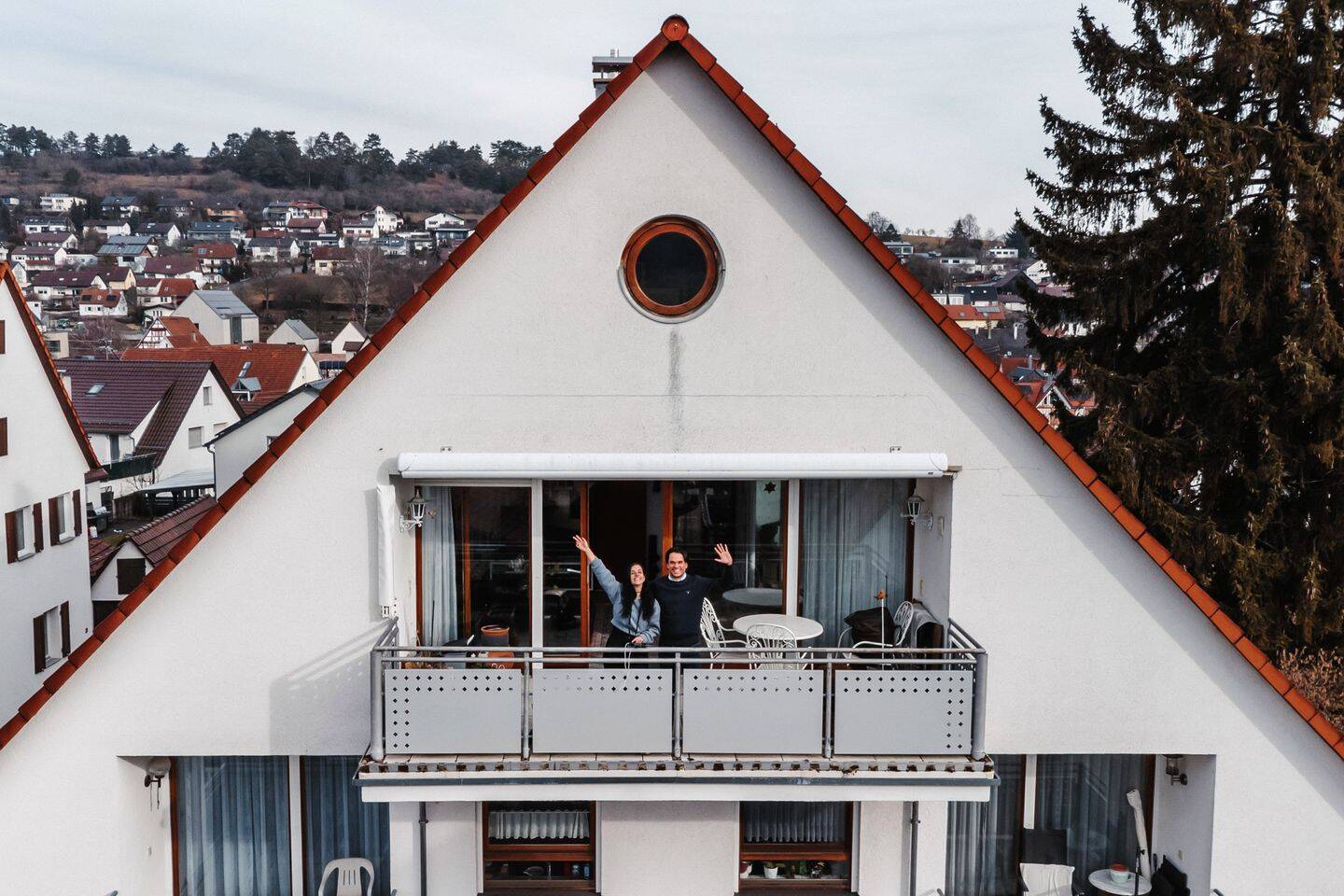 Wohnen mit Penthouse-Feeling| Exklusive Maisonettewohnung mit Galerie| 2 Bäder en Suite + Südbalkon, 75397 Simmozheim