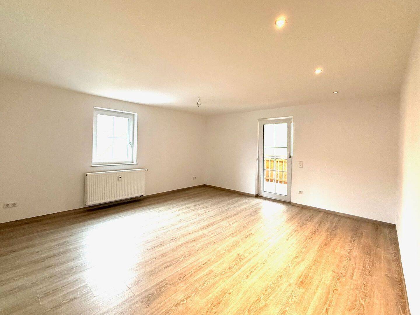 Moderne 3-Zimmer-Wohnung in Langenzenn mit Balkon, 90579 Langenzenn