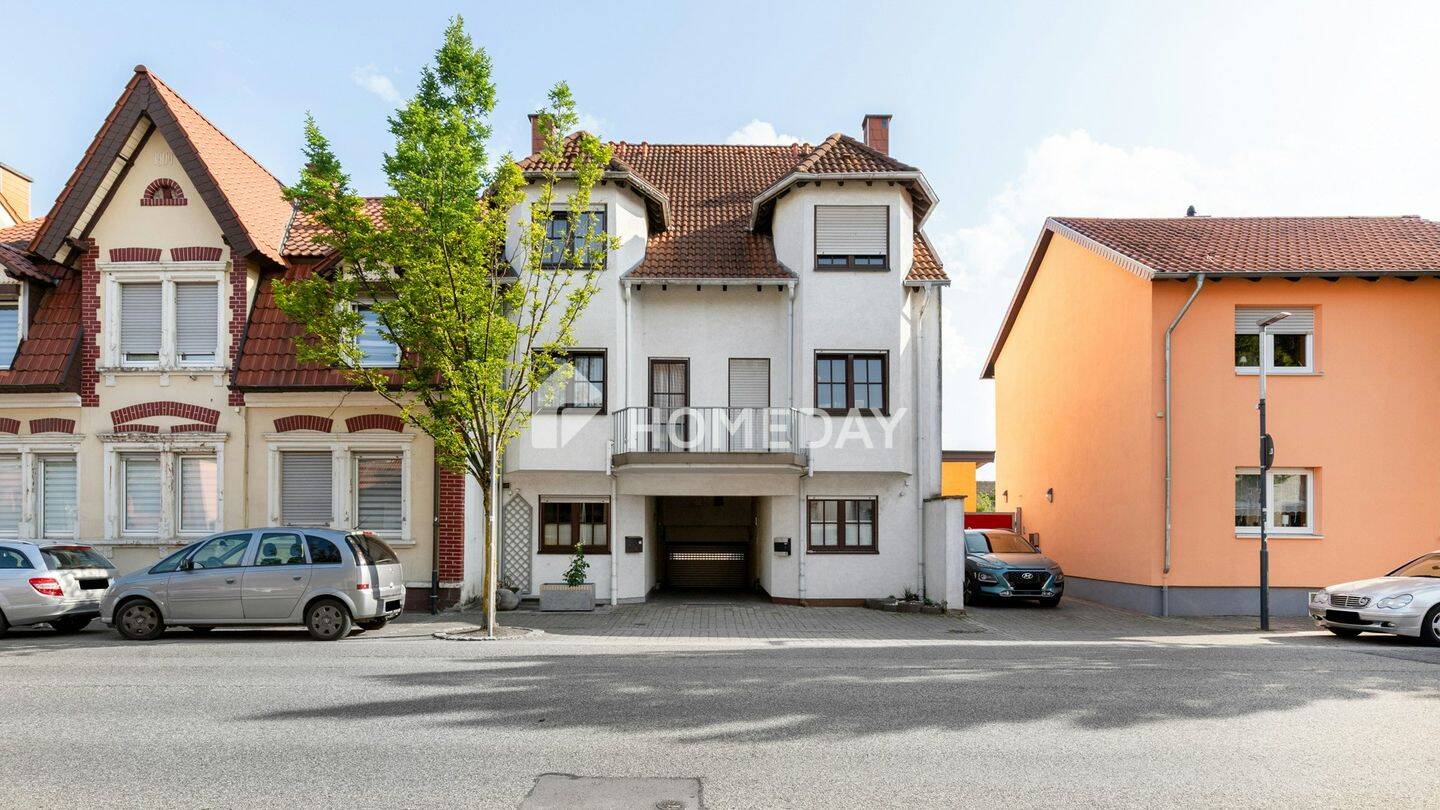 Mehr Zuhause auf allen Ebenen – DHH mit Loggia, Balkon und wohligem Kaminofen, 68809 Neulußheim